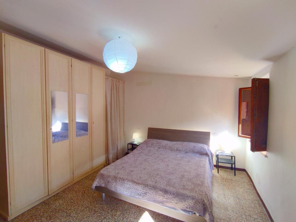 Апартаменти Attico Casa Via Rocca Sole Поджібонсі Екстер'єр фото